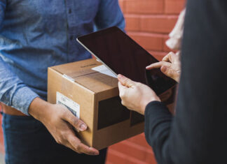 Wygodne i szybkie zamawianie kuriera przez Internet