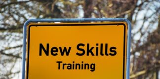 Czy praktyki wpisuje się do CV?